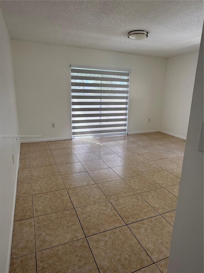 Building Photo - 14378 SW 96th Terrace