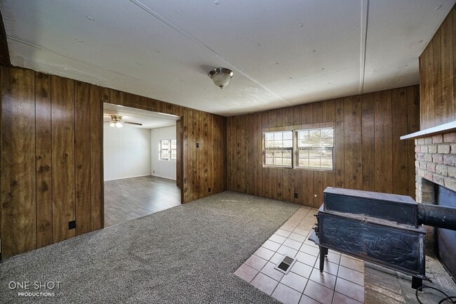 Building Photo - 156 Mulberry Rd