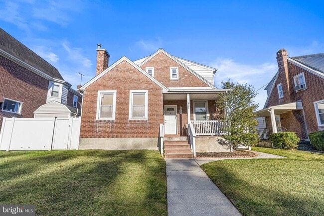 Building Photo - 821 Stanbridge St