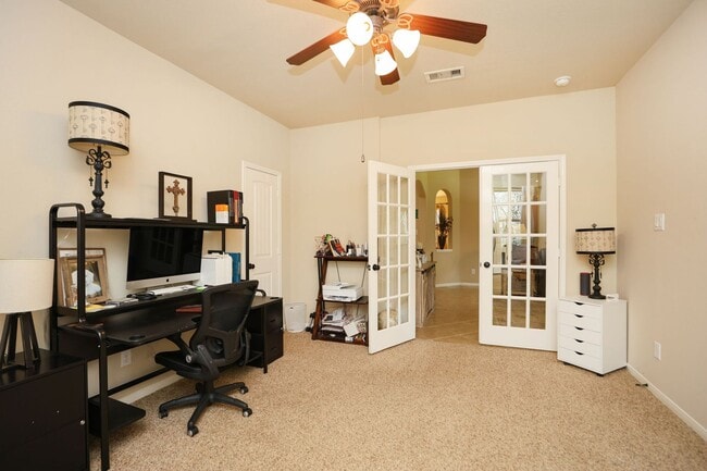Building Photo - For Lease | 4 Bed, 2 Bath | 2,449 Sq Ft | The Woodlands Creekside Community |