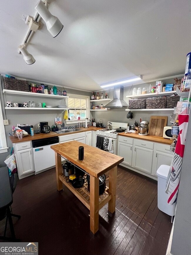 Building Photo - 810 Oconee St