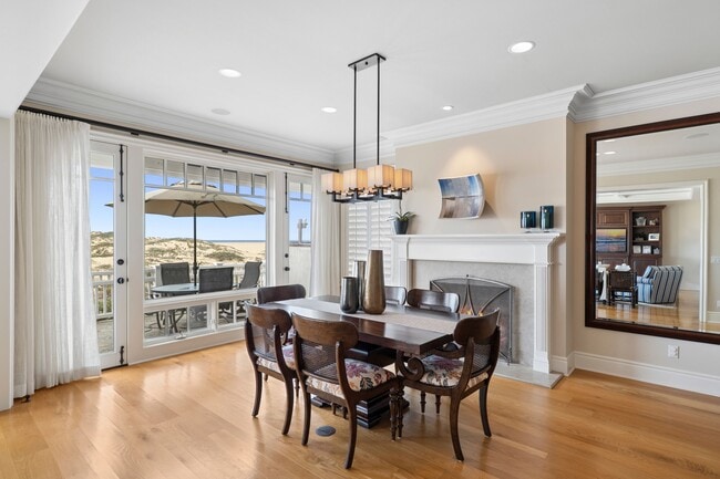 Building Photo - 1550 E Oceanfront