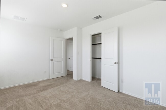 Building Photo - 2213 Cyclone Dr