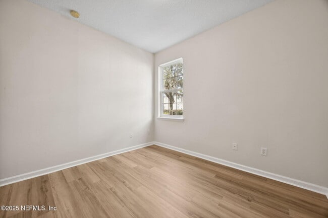 Building Photo - 12301 Kernan Forest Blvd