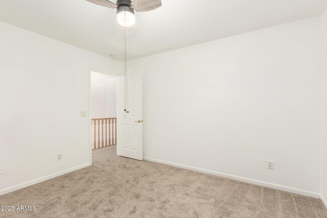 Building Photo - 7834 W Kerry Ln
