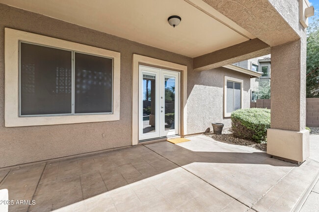 Building Photo - 15053 W Cameron Dr