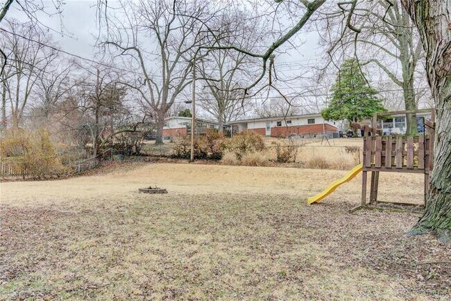 Building Photo - Fantastic 3bd/1.5ba home! Coming soon!