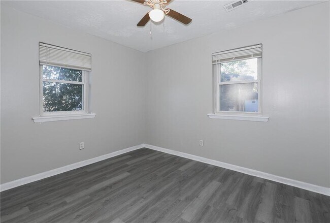 Building Photo - 2829 Belvedere Ln