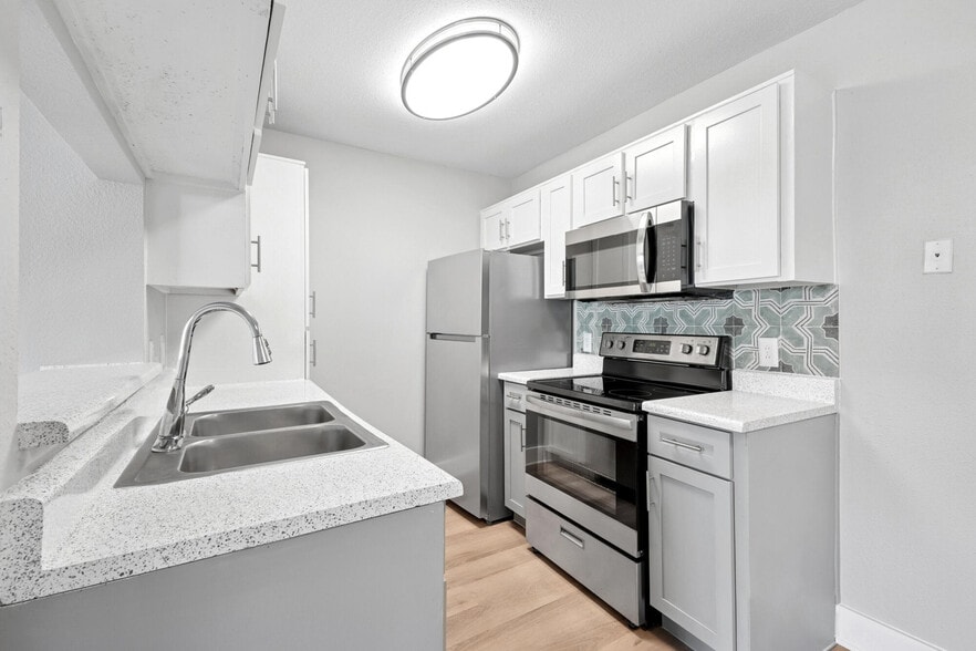 Primary Photo - Caldera Apartment Homes