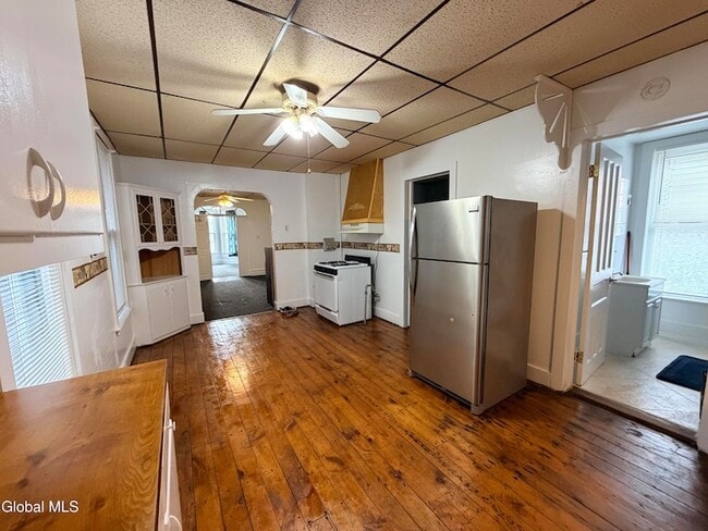 Building Photo - 17 Greene St