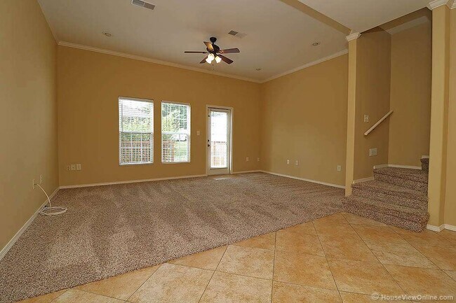 Building Photo - Brookshire 1315/1317