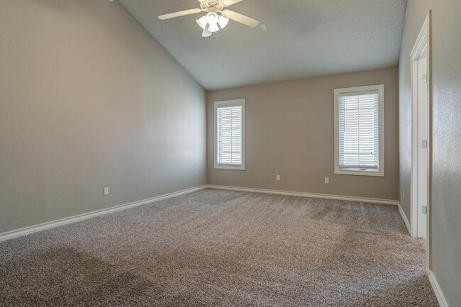 Building Photo - Gorgeous Home in Cooper District!!