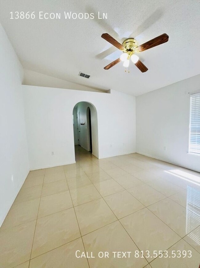 Building Photo - 13866 Econ Woods Ln