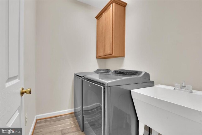 Building Photo - 10407 Aberdeen Ct