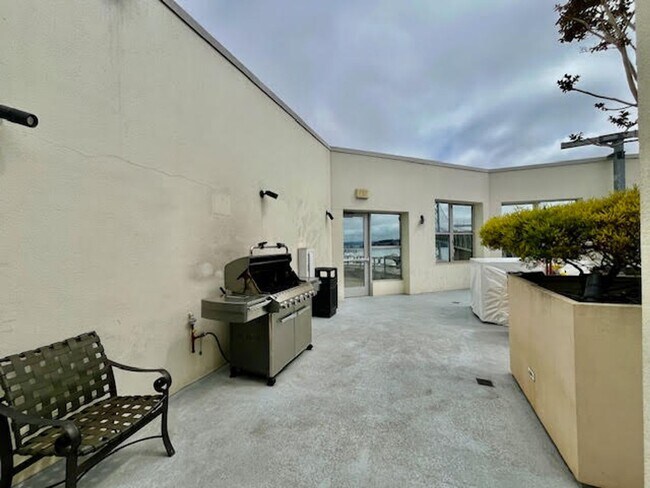 Building Photo - Perfect Blend of Elegance & Comfort at the...