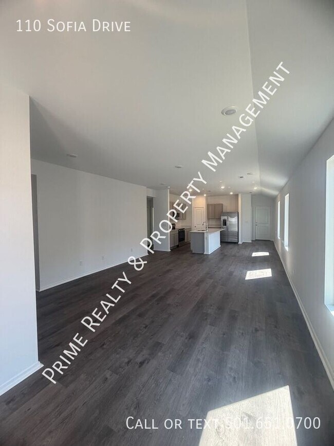 Building Photo - 110 Sofia Dr