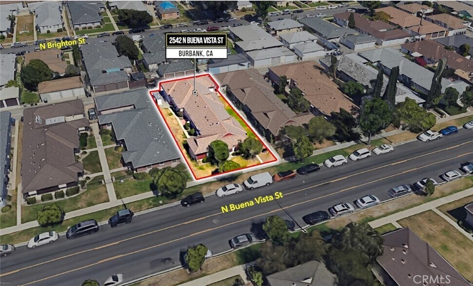 Building Photo - 2542 N Buena Vista St