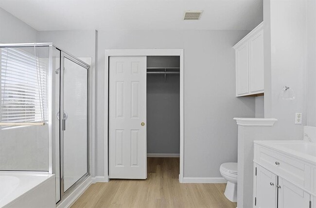 Building Photo - 2410 Charlie Harley Dr