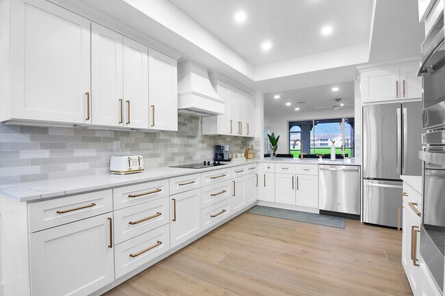 Building Photo - 201 Ryder Cup Cir S