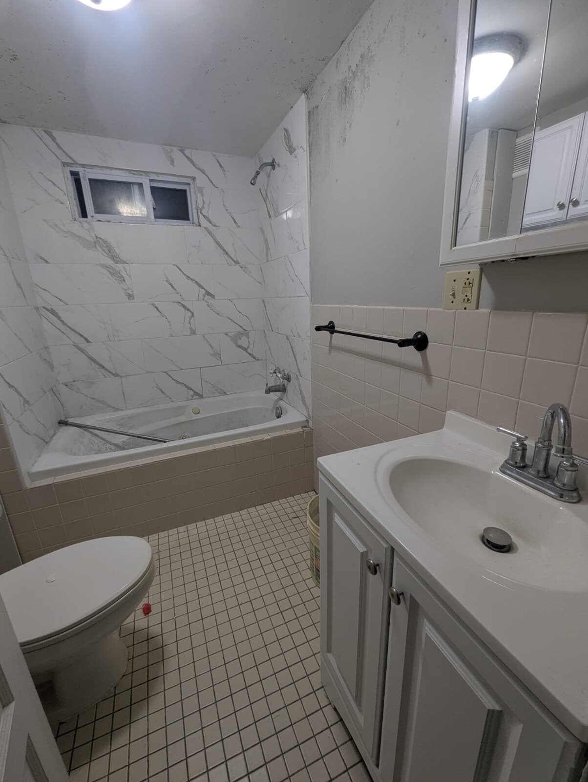 Building Photo - 115 Morris Ave