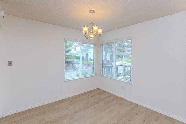 Building Photo - Spacious 3 Bed/ 2 Bath Home Nestled In Tranquil Setting in Spring Valley