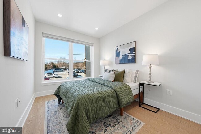 Building Photo - 2134 Wisconsin Ave NW