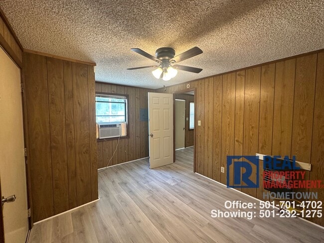 Building Photo - 1402 Phillips St