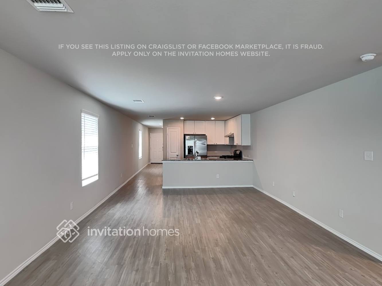 Building Photo - 7331 Avila Vis