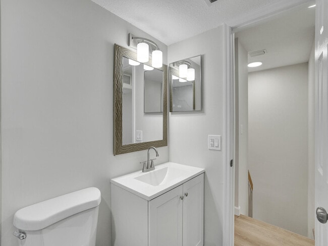 Building Photo - 8503 NW 35th Ct