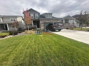 Building Photo - 1824 S De Gaulle Ct