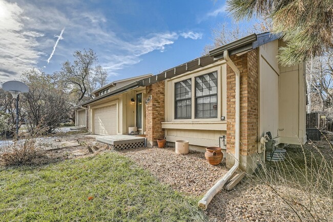 Building Photo - 6367 S Emporia Cir