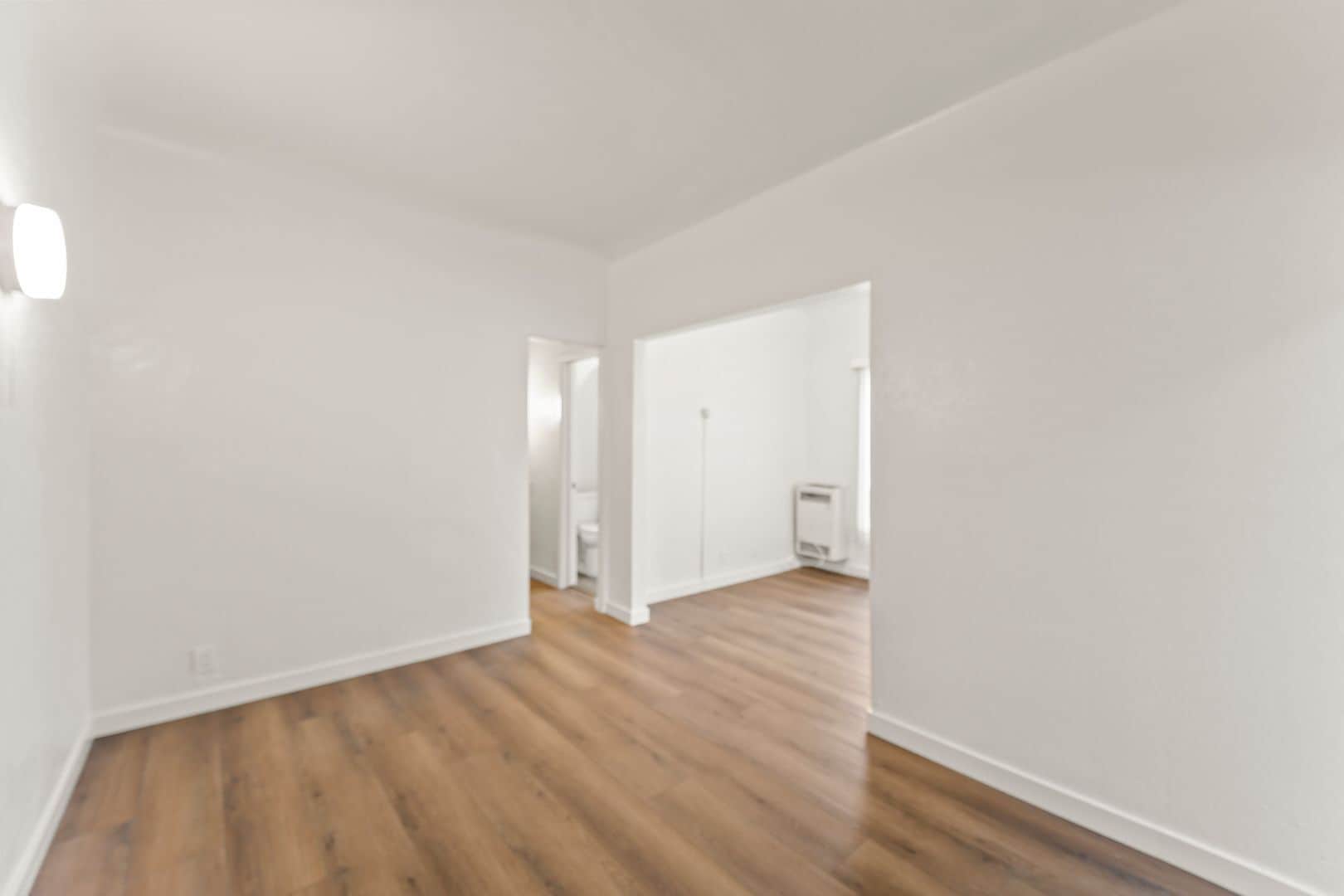 Building Photo - 5391 Huntington Dr