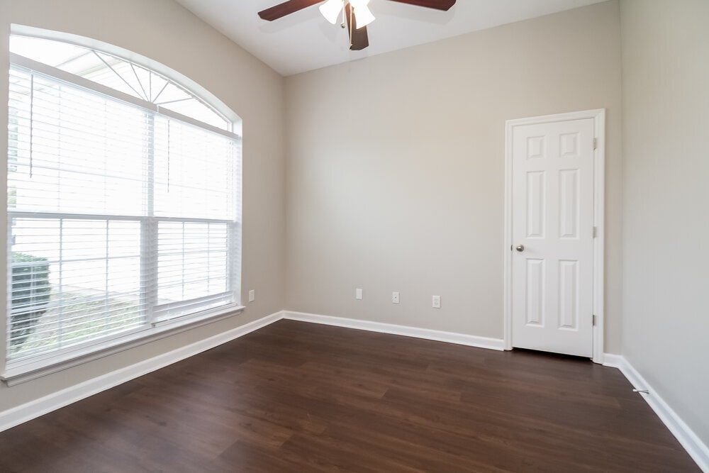 Building Photo - 1413 Micheles Way