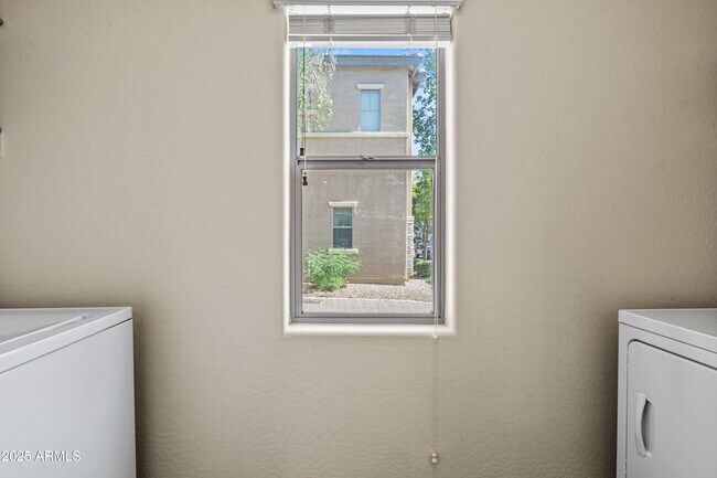 Building Photo - 22025 N 103rd Ln