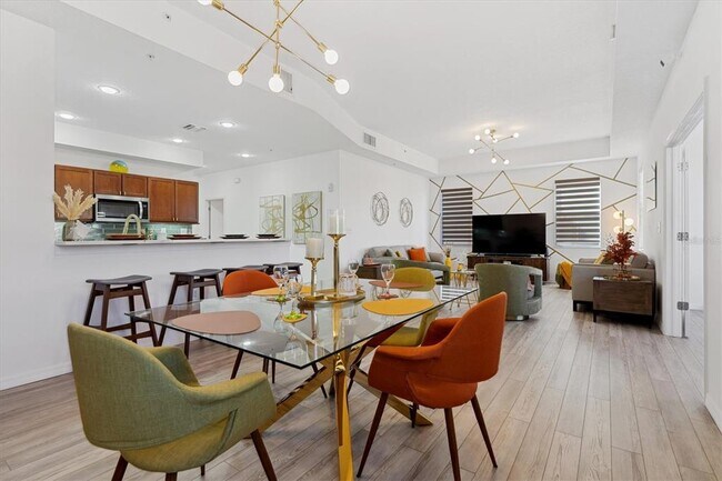 Building Photo - 642 Wells Ct