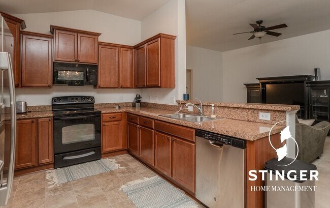 Building Photo - 22 Oleander Dr