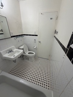 Building Photo - 1121 Arlington Blvd