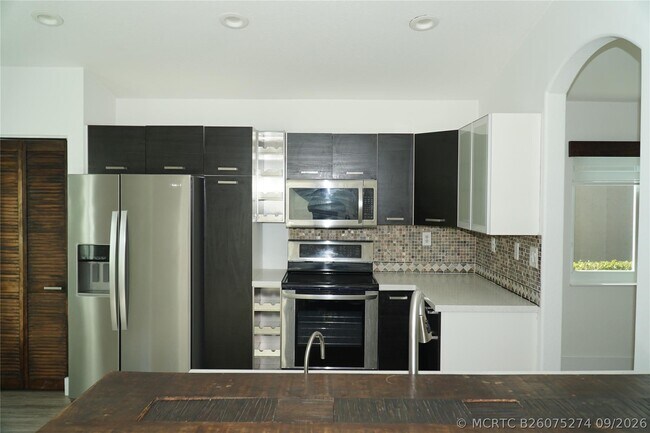 Building Photo - 17030 NW 19th Ct