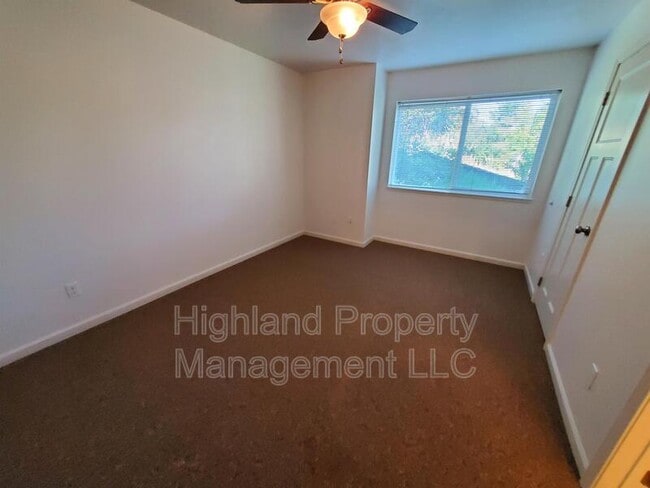 Building Photo - 1205-1207 NE Monroe St