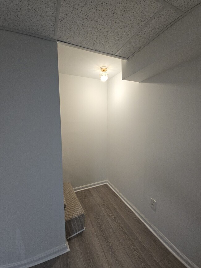 Building Photo - 5034 Laurel Bridge Dr SE