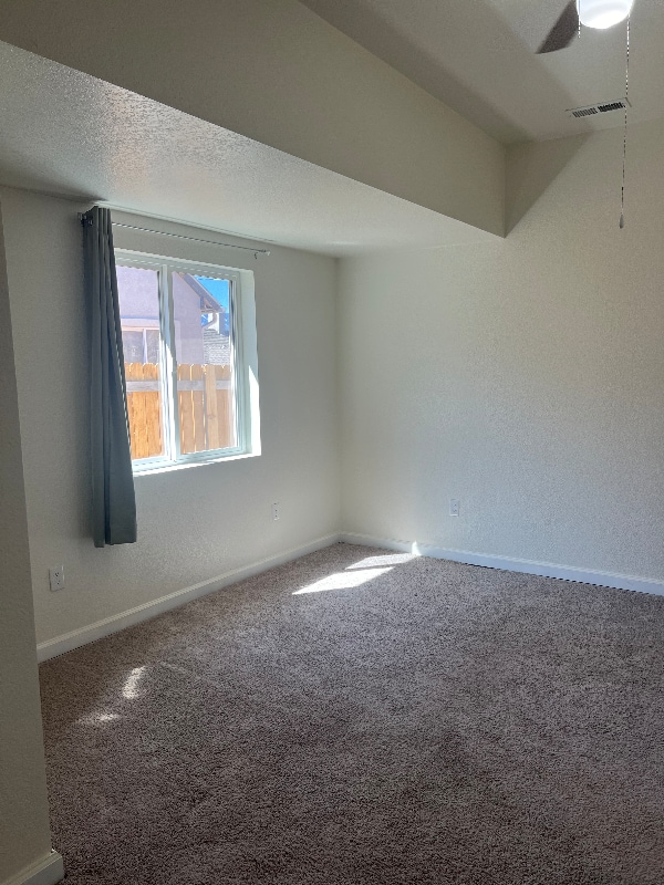 Building Photo - 746 E Costilla St