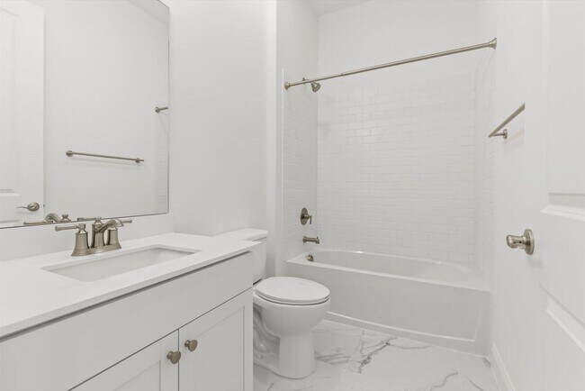 Building Photo - 10264 Field Flower Trl