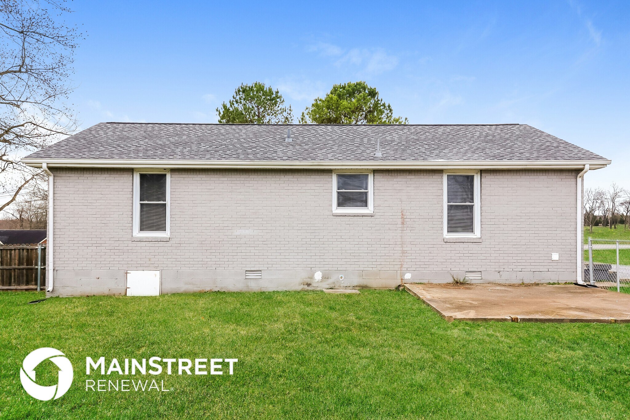 Building Photo - 410 Watts Dr