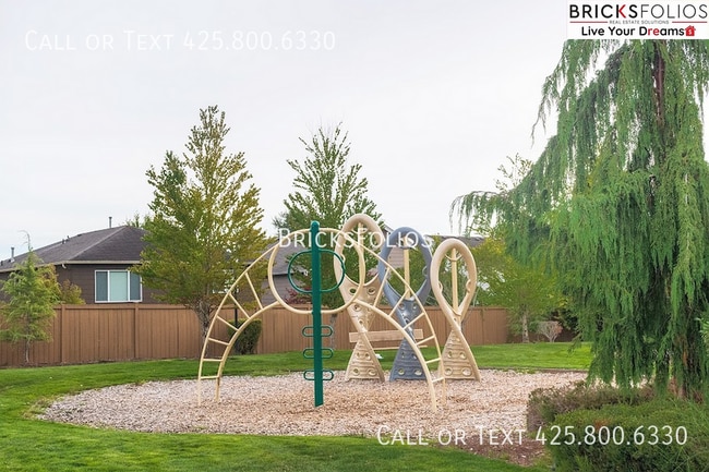 Building Photo - 18325 31st Ave SE