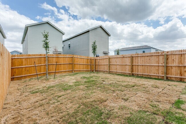 Building Photo - Brand-New 2BR Home w/ Loft, Private Yard & Internet Included Near Randolph AFB