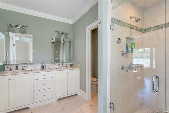 Building Photo - 164 N Lake Shore Dr