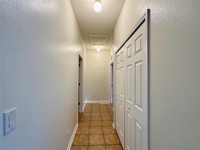 Building Photo - 13052 Terrace Springs Dr