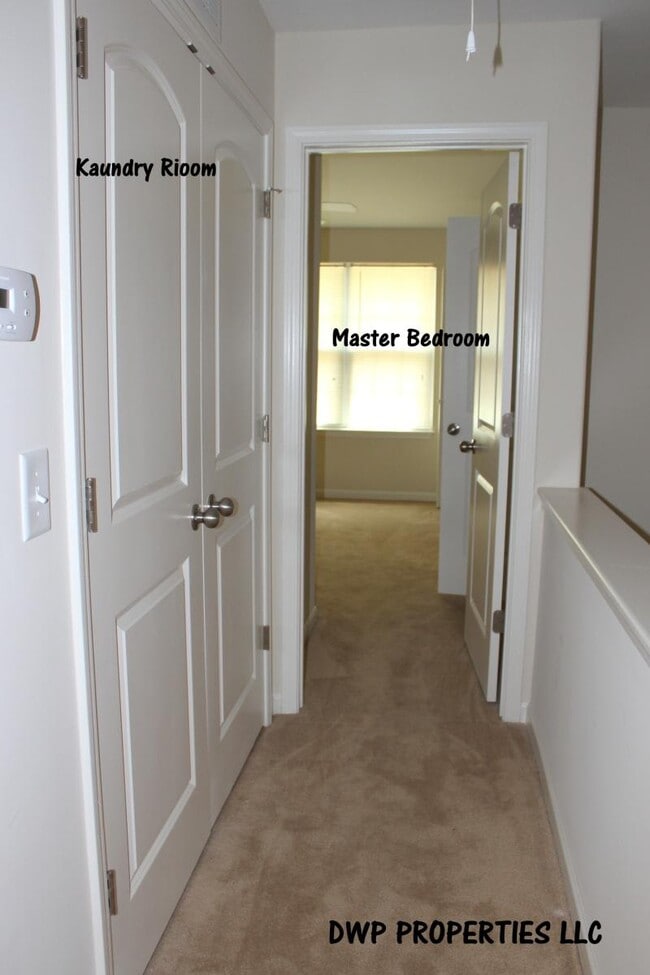 Building Photo - 4245 Youngstown Dr