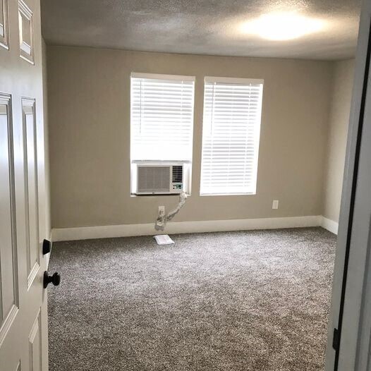 Building Photo - 214 W Republic St