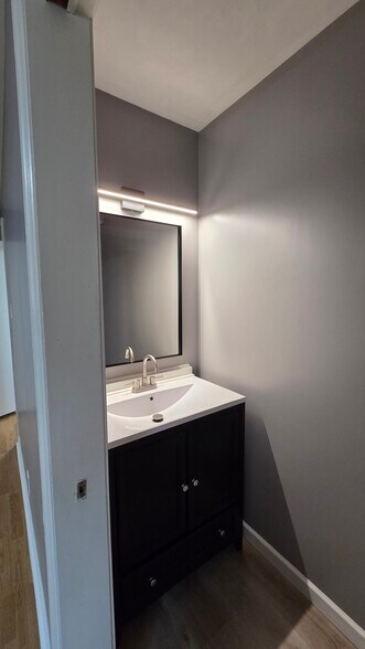 Building Photo - 1380 Catalpa Dr